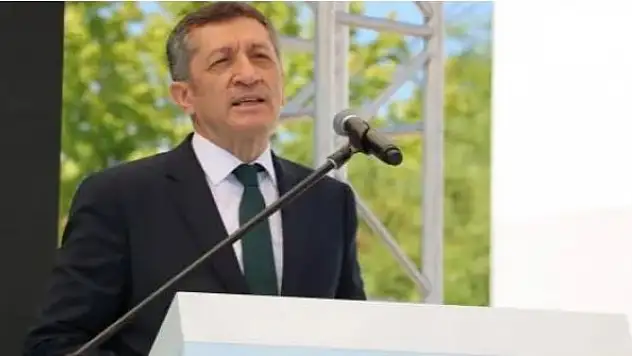 Bakan Selçuk: Bu fedakarlık tarihe mal olacak!