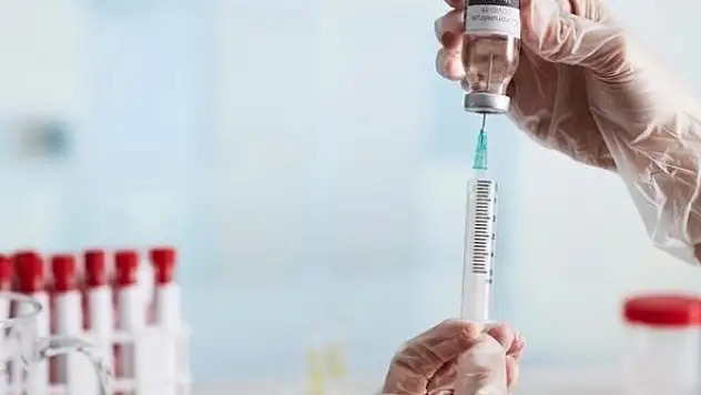 Almanya'da aşı önceliği kaldırılıyor