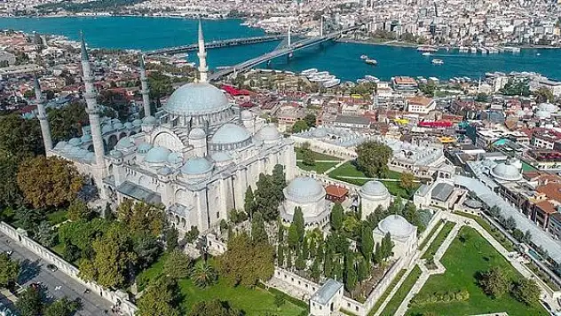 Bir devrin güç simgesi: Süleymaniye Külliyesi