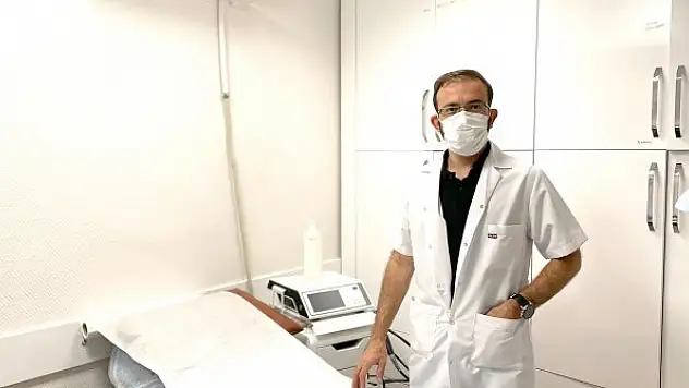 Lokal anestezi ile  aile yanında sünnet