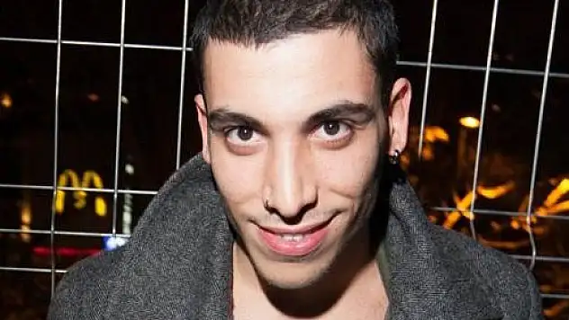 Can Bonomo yanlış uçağa binince...