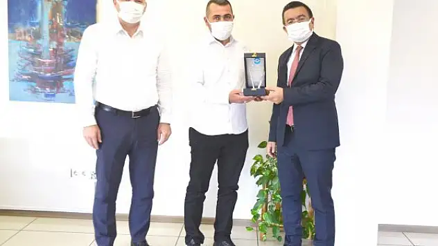 MEDAŞ'ta yılın en iyi çözüm ortağı Haluk Orman oldu