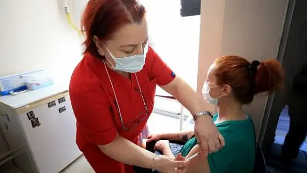 45 yaş ve üzeri vatandaşlar için aşılama başladı