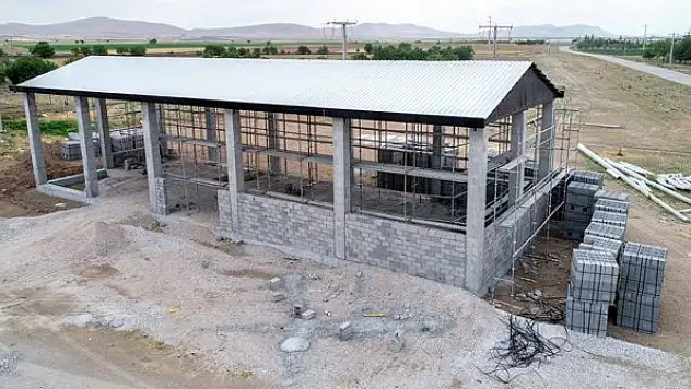 Meram Belediyesi Hatunsaray'a Tohum Eleme Tesisi yapıyor