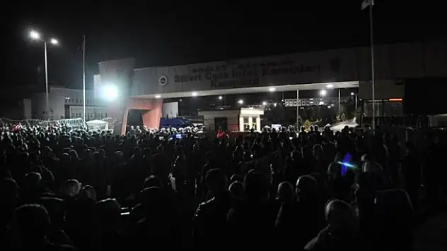 10 maddede yargıya darbe girişimi