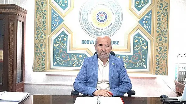 Şenol Metin'den başörtülü akademisyene yönelik saldırıya kınama