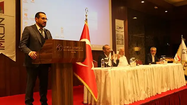 KOMÜT genel kurulunda Adem Bulut güven tazeledi