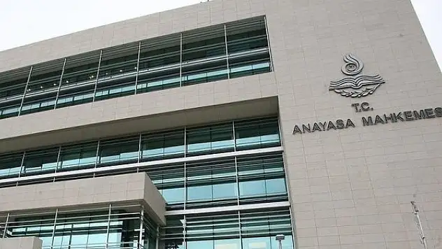 Anayasa Mahkemesi raportörü HDP iddianamesinin kabulünü istedi