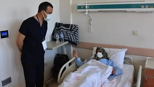 Türk hekimler Suriye'de tecrübelerini paylaşacak