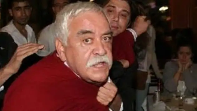 Levent Kırca'ya büyük şok!