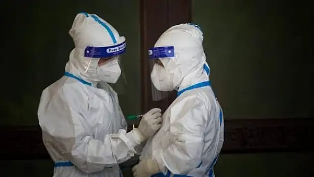 Dünyanın koronavirüs mücadelesi sürüyor