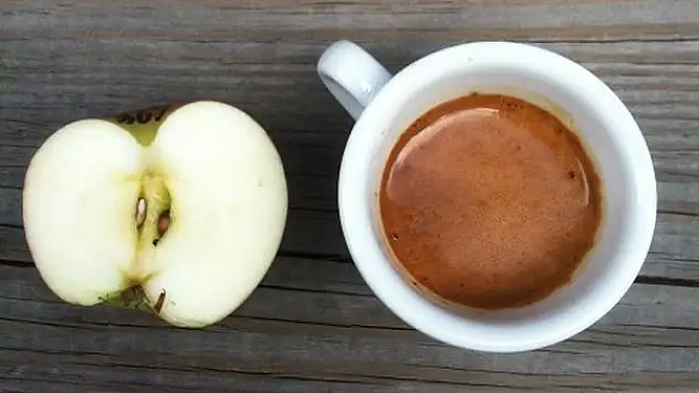 Elma ve kahvenin müthiş faydası