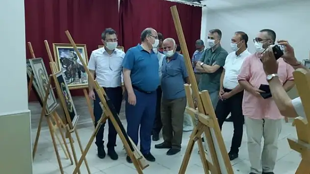 Karapınar'da resim sergisi açılışı