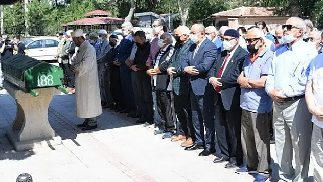 İhsan Kayseri son yolculuğuna uğurlandı