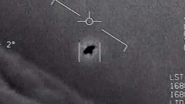 Çarpıcı UFO raporu yayımlandı! 17 senenden beri...