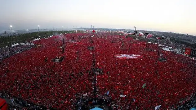 AB'de bir ilk: 15 Temmuz Sergisi açıldı