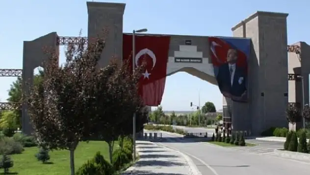 Niğde Ömer Halisdemir Üniversitesi 3 öğretim elemanı alacak