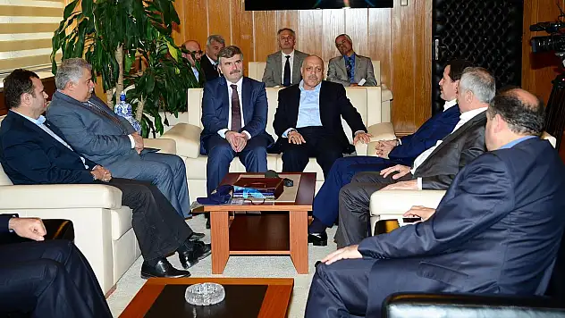 Hak-iş ve Memur-sen 1 Mayıs'ı Konya'da kutlayacak