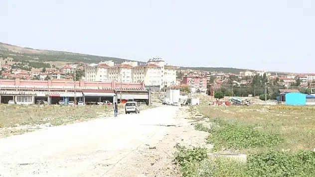 Büyükşehirden Yunak'a  sıcak asfalt çalışması