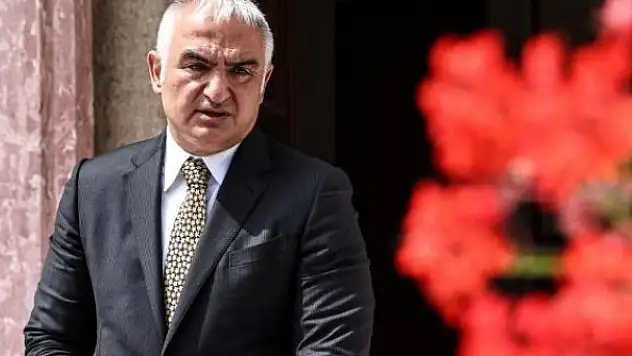 Bakan Ersoy'dan müzik kısıtlaması açıklaması