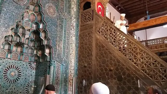 Konya müftüsü Öge, Beyşehir'de Cuma namazını kıldırdı