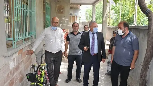 Meram'da mahalle  ziyaretleri sürüyor