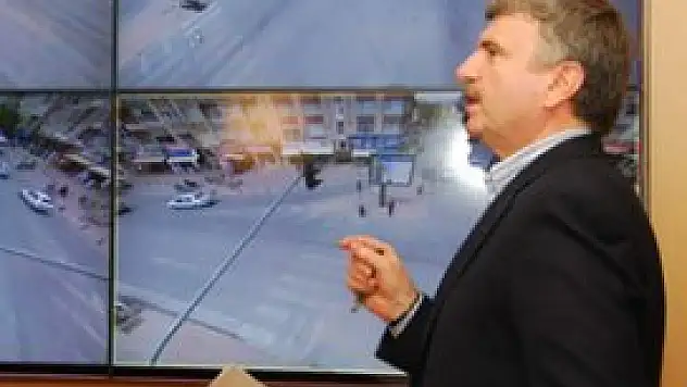 Konya Büyükşehir'den akıllı trafik sistemi