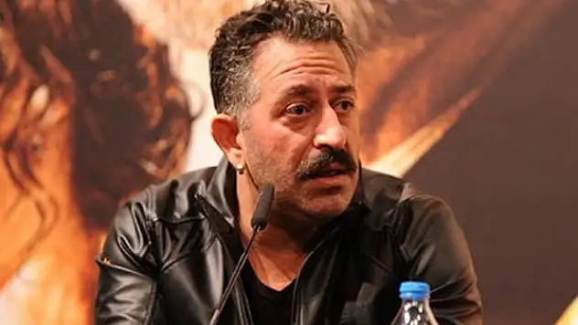 Cem Yılmaz ameliyat oldu