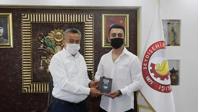Yazar Özdemir'den Başkan Tutal'a ziyaret