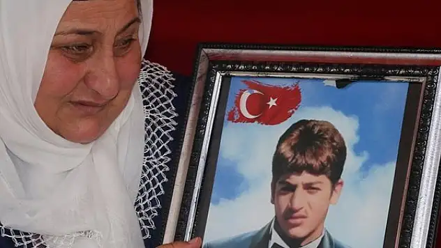 Oturma eylemi yapan Diyarbakır anneleri evlatlarını istiyor