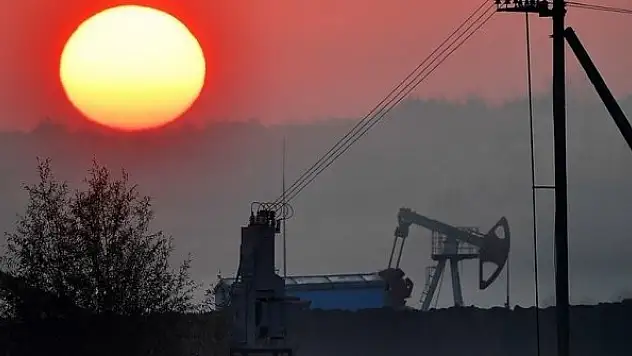 IEA: Küresel petrol talebi gelecek yıl günlük 3 milyon varil artacak