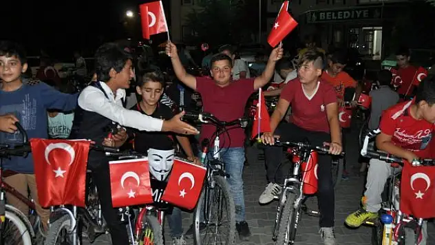 Tutal'dan 15 Temmuz gecesine davet