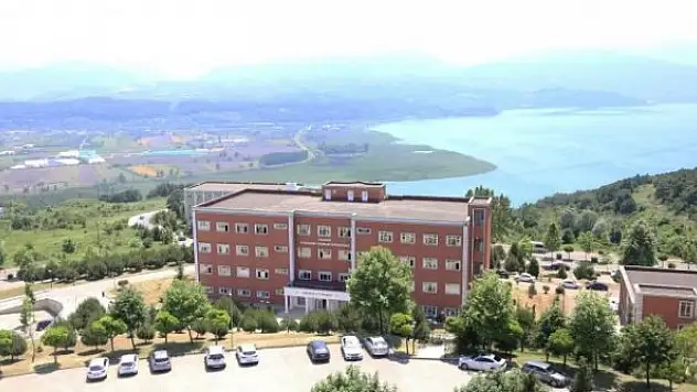Sakarya Uygulamalı Bilimler Üniversitesi 5 Araştırma ve Öğretim Görevlisi alıyor