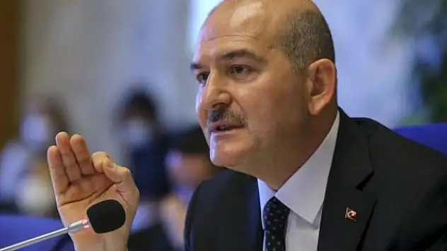 Bakan Soylu: İki vatandaşımızın enkazda olduğunu değerlendiriyoruz