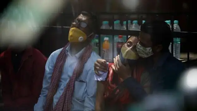 Hindistan'da COVID-19 nedeniyle ölenlerin sayısı 4,7 milyon olabilir