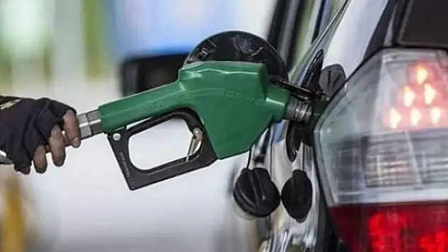 Benzin ve mazotta yükü devlet sırtlandı!