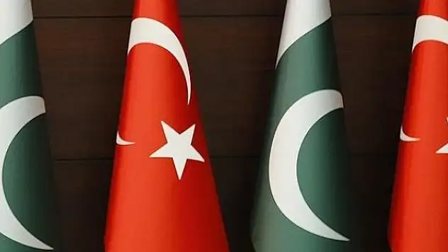 Türkiye ile Pakistan arasında 5 milyar dolarlık ticaret hedefi