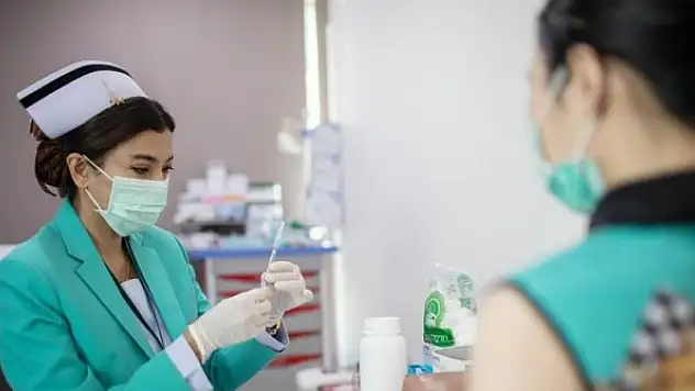 3 milyar 880 milyon dozdan fazla Kovid-19 aşısı yapıldı