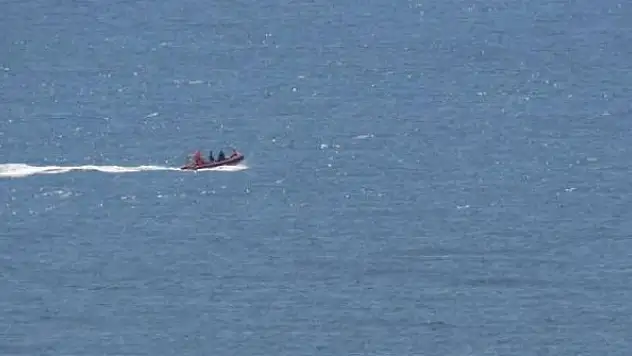 Libya açıklarında göçmenleri taşıyan bot battı: En az 57 ölü