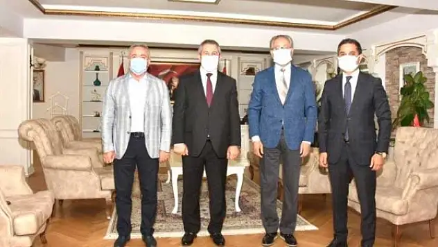 Kaymakamlardan  Dinç'e ziyaret