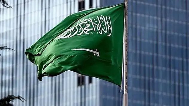 Suudi Arabistan turist kabul etmeye başlıyor