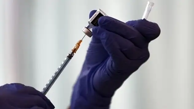 21 milyon 585 bin kişi aşı yaptırmadı