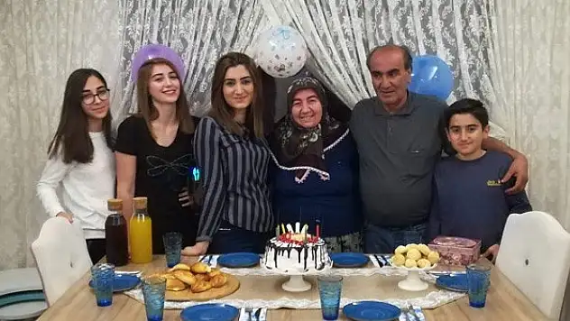 Sümeyra Kenesarı babasını kaybetti