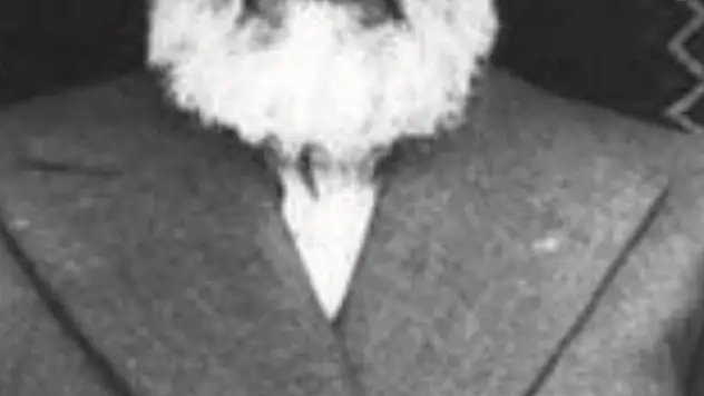 Fahri Kulu Efendi  alim bir insandı
