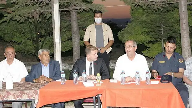 Yunak'ta mahalle  ziyaretleri sürüyor