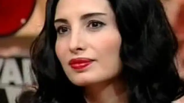 Oynadığı dizinin senaristi oldu