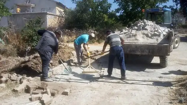 Derbent'te yol  çalışmaları sürüyor
