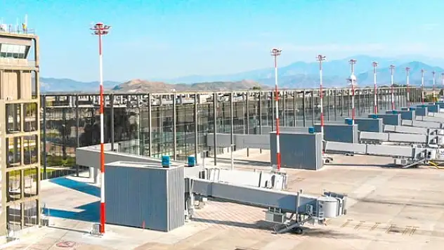 Türkiye'nin ilk turistik hava  alanı 40 yıl önce açıldı