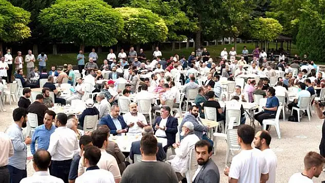 AGD'de mezunlar  buluşması gerçekleştirildi