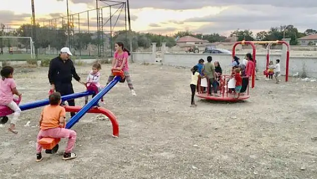Çocuklar için oyun parkları yapıldı